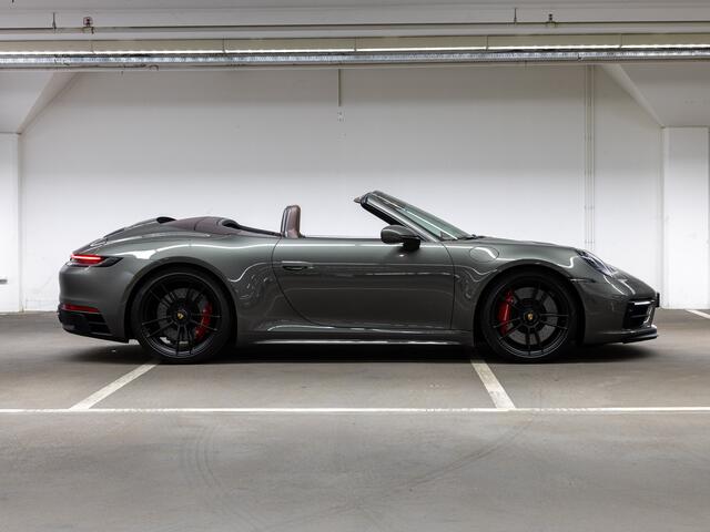 Porsche 911 Carrera GTS Cabriolet