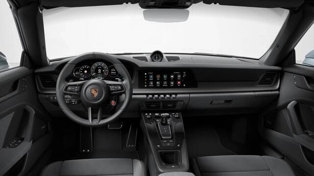 Porsche 911 Carrera GTS Cabriolet