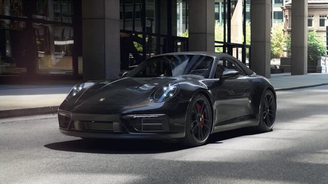 Porsche 911 Carrera 4 GTS Cabriolet