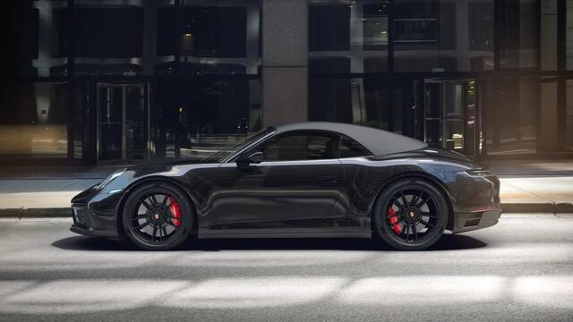 Porsche 911 Carrera 4 GTS Cabriolet