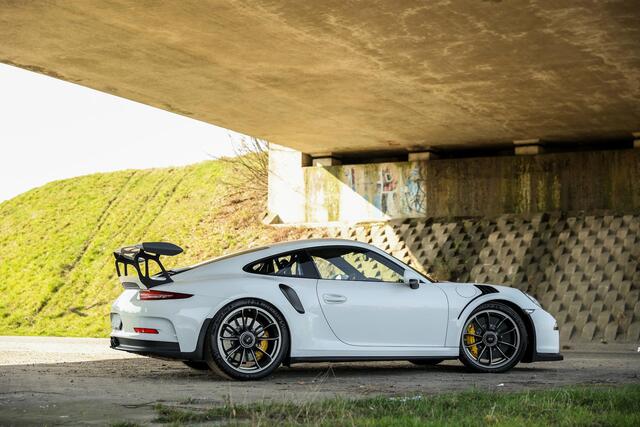 Porsche 911 4.0 GT3 RS slechts 1.805 KM origineel Nederlands geleverd