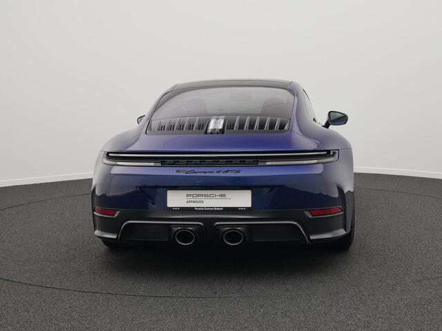 Porsche 911 Carrera 4 GTS