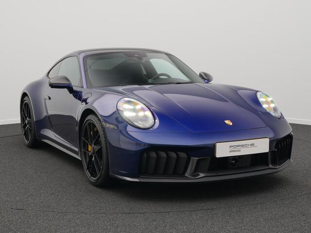 Porsche 911 Carrera 4 GTS