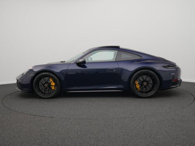 Porsche 911 Carrera GTS