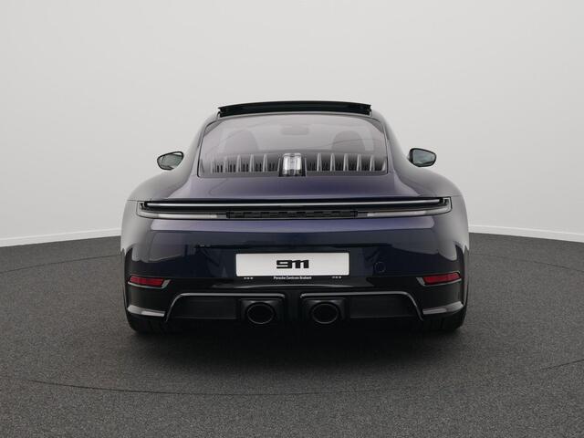 Porsche 911 Carrera GTS