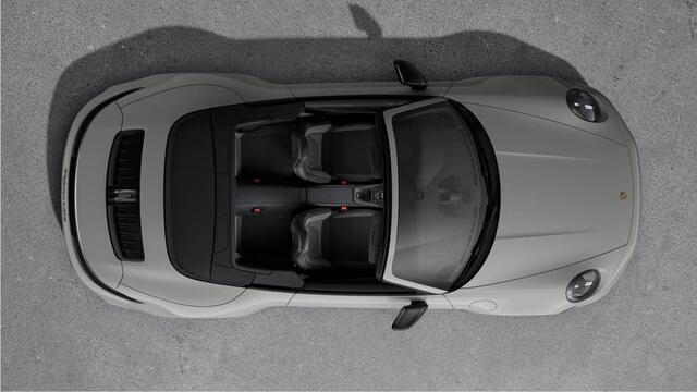 Porsche 911 Carrera 4 GTS Cabriolet