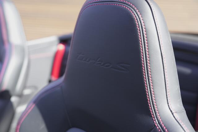 Porsche 911 Cabrio 3.8 Turbo S | Aero Kit | Akrapovic | Camera | Carbon |