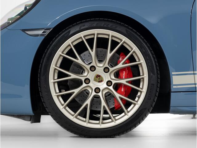 Porsche 911 Targa 4S Exclusive Design Edition
