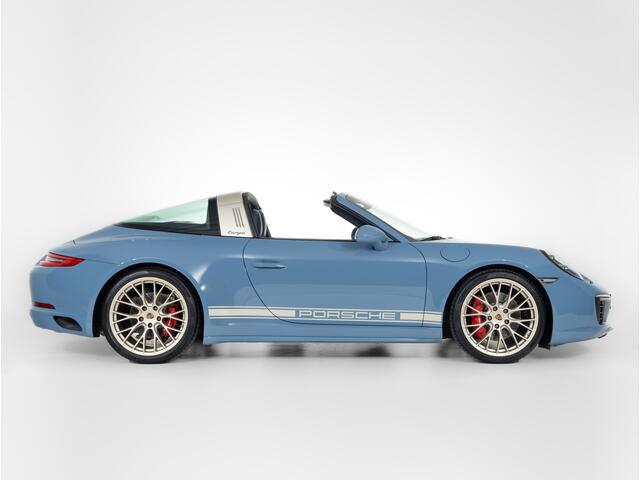 Porsche 911 Targa 4S Exclusive Design Edition
