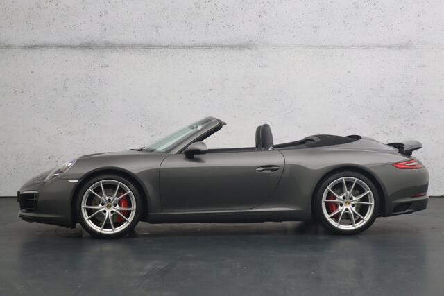 Porsche 911 Cabrio 3.0 Carrera S 421 PK | Camera | Lederen bekleding | Stoelverwarming | Parkeersensoren