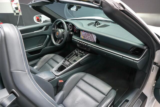 Porsche 911 Cabrio 992 3.0 Carrera S |sport chrono|sport design|neuslift|sportuitlaat|PDLS koplampen|Bose|stoelverarming|stoelventilatie|memory|Apple Carplay|blindspot|360 camera|