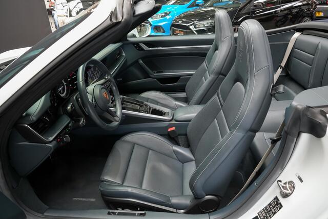 Porsche 911 Cabrio 992 3.0 Carrera S |sport chrono|sport design|neuslift|sportuitlaat|PDLS koplampen|Bose|stoelverarming|stoelventilatie|memory|Apple Carplay|blindspot|360 camera|