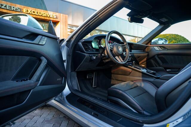 Porsche 911 3.0 4 GTS Neuslift Alcantara Sport Chrono 360 Cam Bose