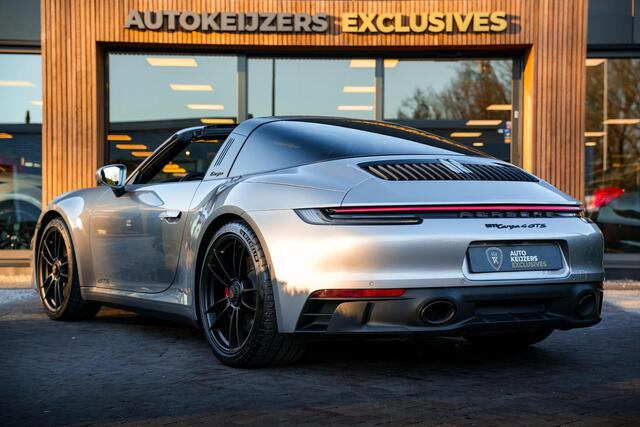Porsche 911 3.0 4 GTS Neuslift Alcantara Sport Chrono 360 Cam Bose