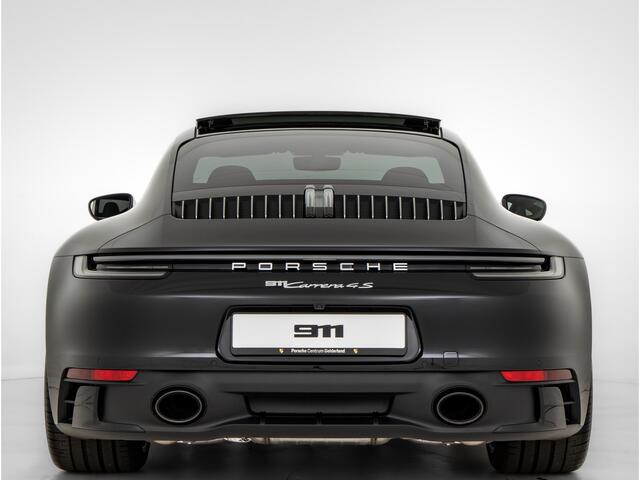 Porsche 911 Carrera 4S