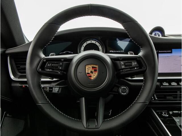 Porsche 911 Carrera 4S