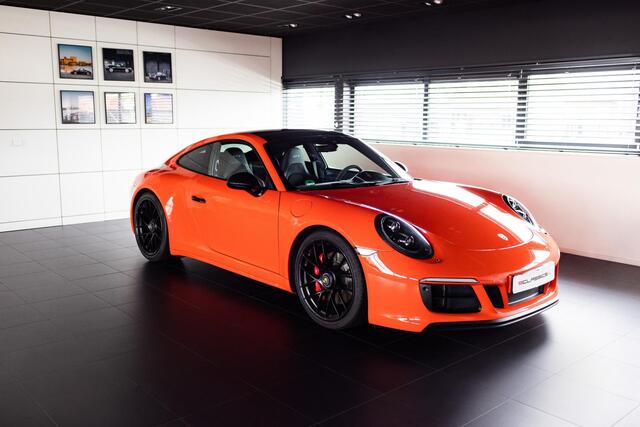 Porsche 911 3.0 Carrera 4 GTS