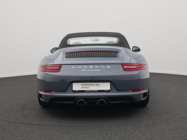 Porsche 911 Carrera Cabriolet