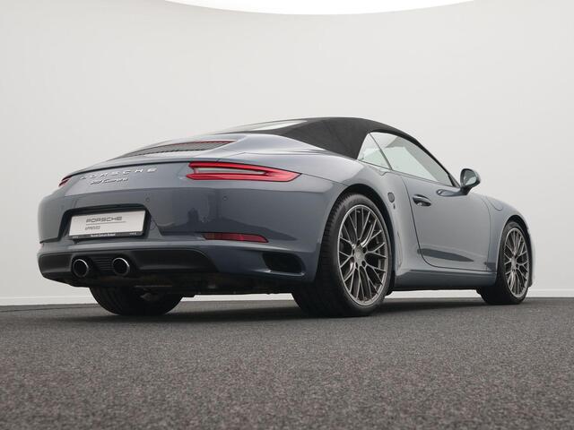 Porsche 911 Carrera Cabriolet