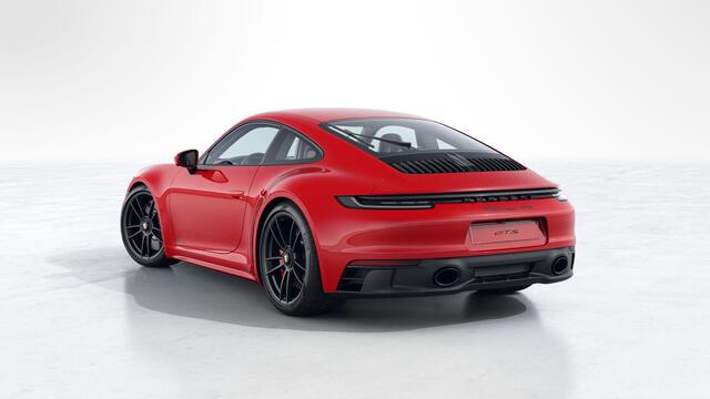 Porsche 911 Carrera 4 GTS