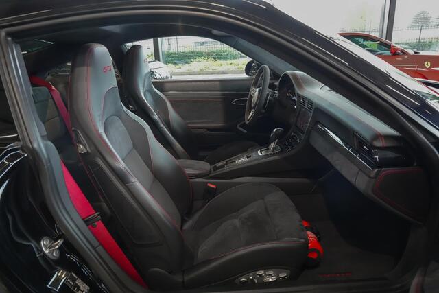 Porsche 911 Carrera 4 GTS 3.0 450pk 991.2 |LED-koplampen|Burmester|lift|sportstoelen 18-voudig|memory|panoramadak|sport chrono|sportuitlaat|carbon spiegels|veel Porsche Exclusive|