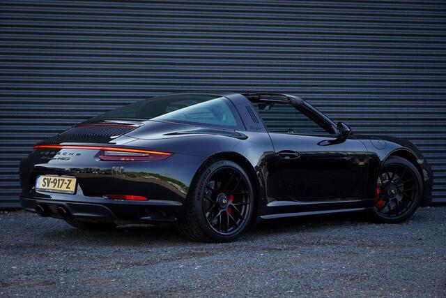Porsche 911 3.0 Targa 4 GTS 991.2 / PTV+ / Camera / Bose