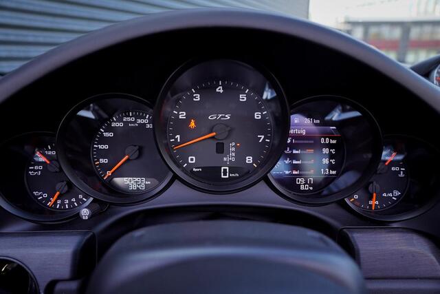 Porsche 911 3.0 Targa 4 GTS 991.2 / PTV+ / Camera / Bose