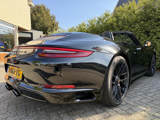 Porsche 911 Cabrio 3.0 Carrera 4 GTS 450pk