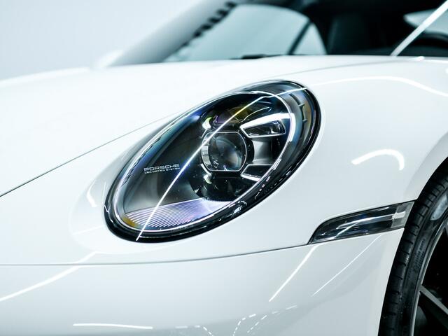 Porsche 911 Carrera Cabriolet