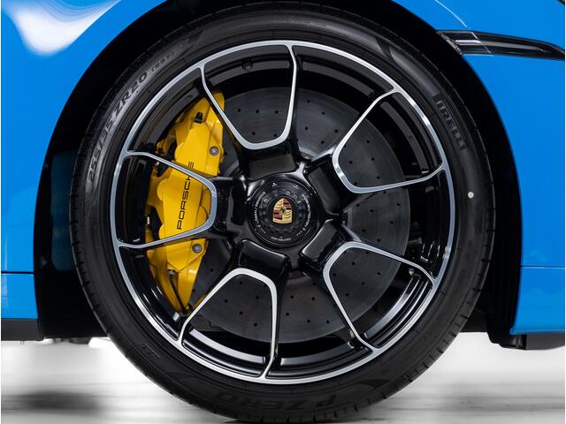 Porsche 911 Turbo S