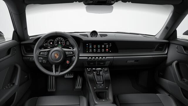 Porsche 911 Carrera 4 GTS