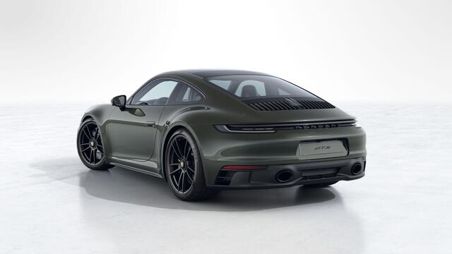 Porsche 911 Carrera 4 GTS