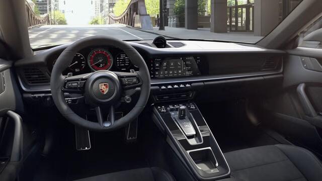 Porsche 911 Carrera GTS