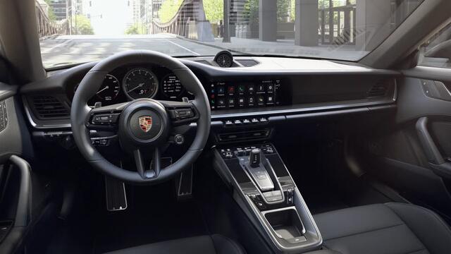Porsche 911 Carrera 4S