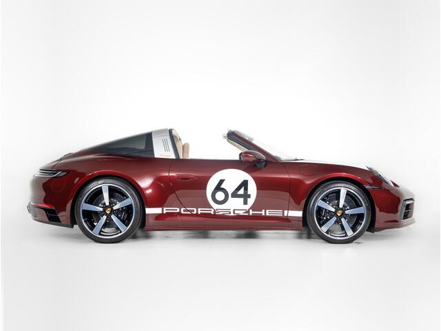 Porsche 911 Targa 4S Heritage Edition