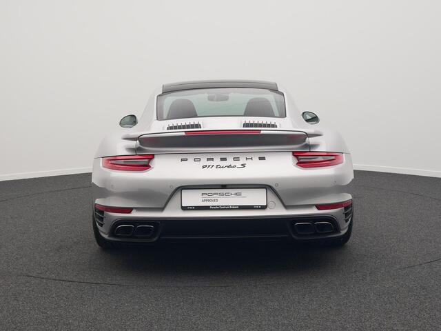 Porsche 911 Turbo S