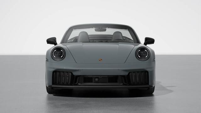 Porsche 911 992.2 T-Hybrid Carrera 4 GTS Cabriolet Keramisch 911 3.6 Carrera 4 GTS Stiksel Geel