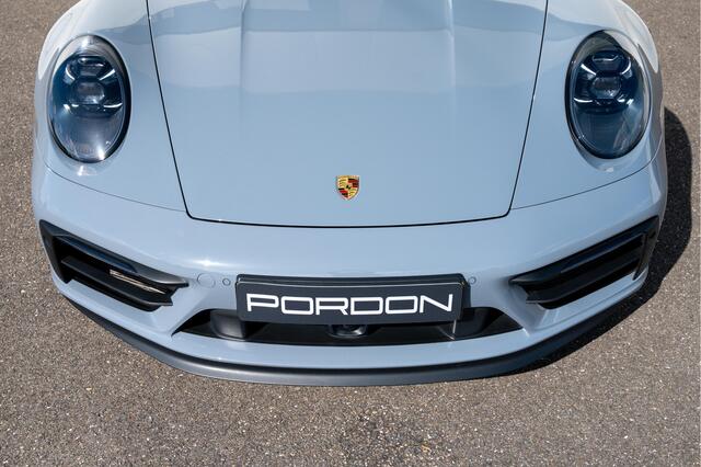 Porsche 911 3.0 Carrera 4 GTS