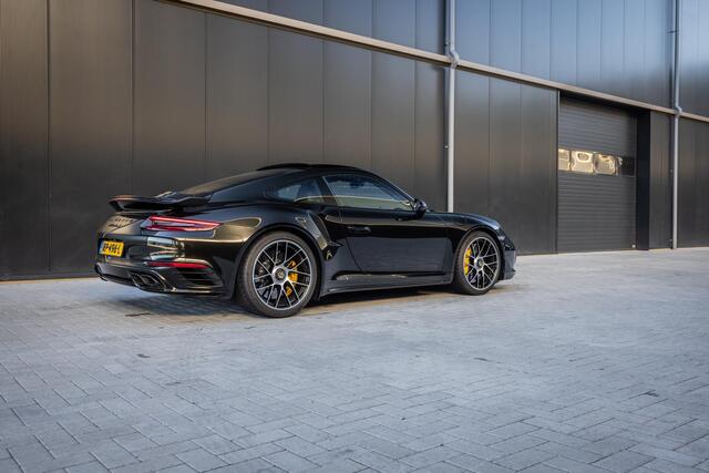 Porsche 911 (991.2) 3.8 Turbo S | NL Auto | 1ste Eigenaar | 580pk | Hefsysteem Vooras | Burmester High-End | Dark Olive Metallic | PDLS+ | Sport Chrono | Sportstoelen Plus 18-Weg ele. verstelbaar | Stoelventilatie | Adaptieve Cruise Control | PASM | PTV Plus |