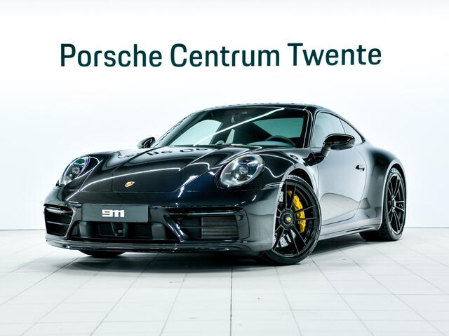 Porsche 911 Carrera 4 GTS