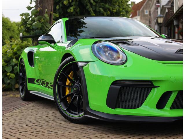 Porsche 911 4.0 GT3 RS | Lizard Green - Weissach - Lift - Camera