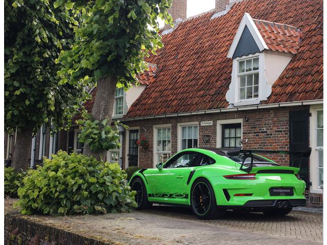 Porsche 911 4.0 GT3 RS | Lizard Green - Weissach - Lift - Camera