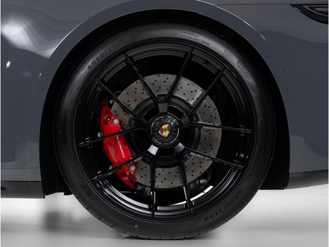 Porsche 911 Carrera 4 GTS Cabriolet Nieuwste Model