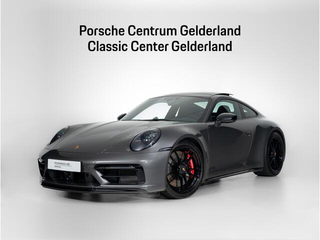 Porsche 911 Carrera GTS
