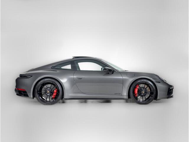 Porsche 911 Carrera GTS
