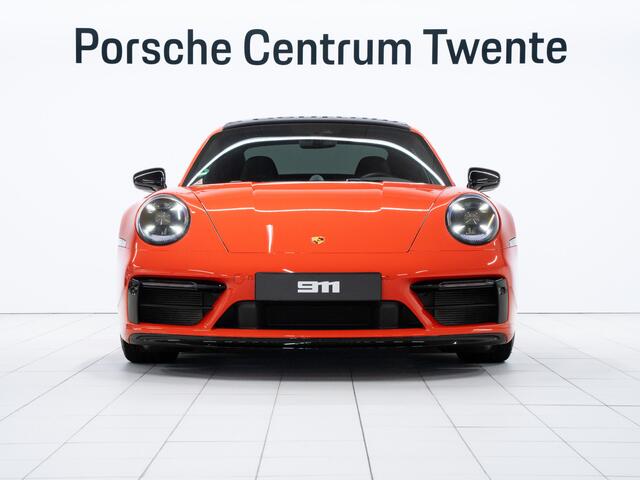 Porsche 911 Carrera GTS