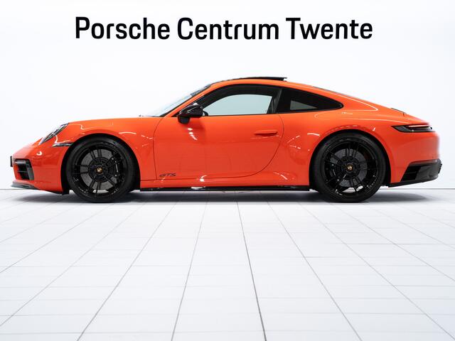 Porsche 911 Carrera GTS