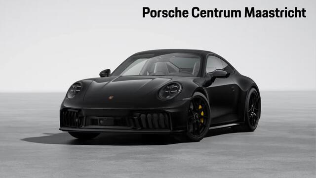 Porsche 911 Carrera 4 GTS
