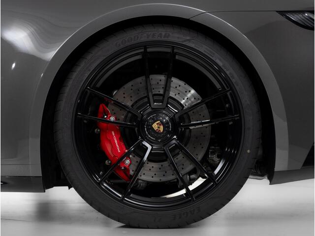 Porsche 911 Carrera GTS Cabriolet