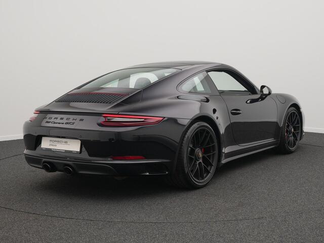 Porsche 911 Carrera GTS